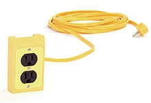 <strong>1301380073 – 440F</strong><br/><span style="color : #000000 ;">Safeway Multiple Outlet Box, Feed-Thru, Rigid, Self-Extinguishing Vinyl,  Nylon Cover, NEMA 5-15 Duplex</span>