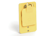 Super-Safeway Multiple Outlet Coverplate, Single Straight-Blade, Flip Lid